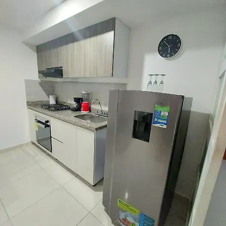 Apartamento En Ibague - Parque Deportivo, Patinodromo Exterior photo