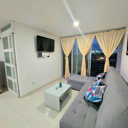 Apartamento En Ibague - Parque Deportivo, Patinodromo Exterior photo